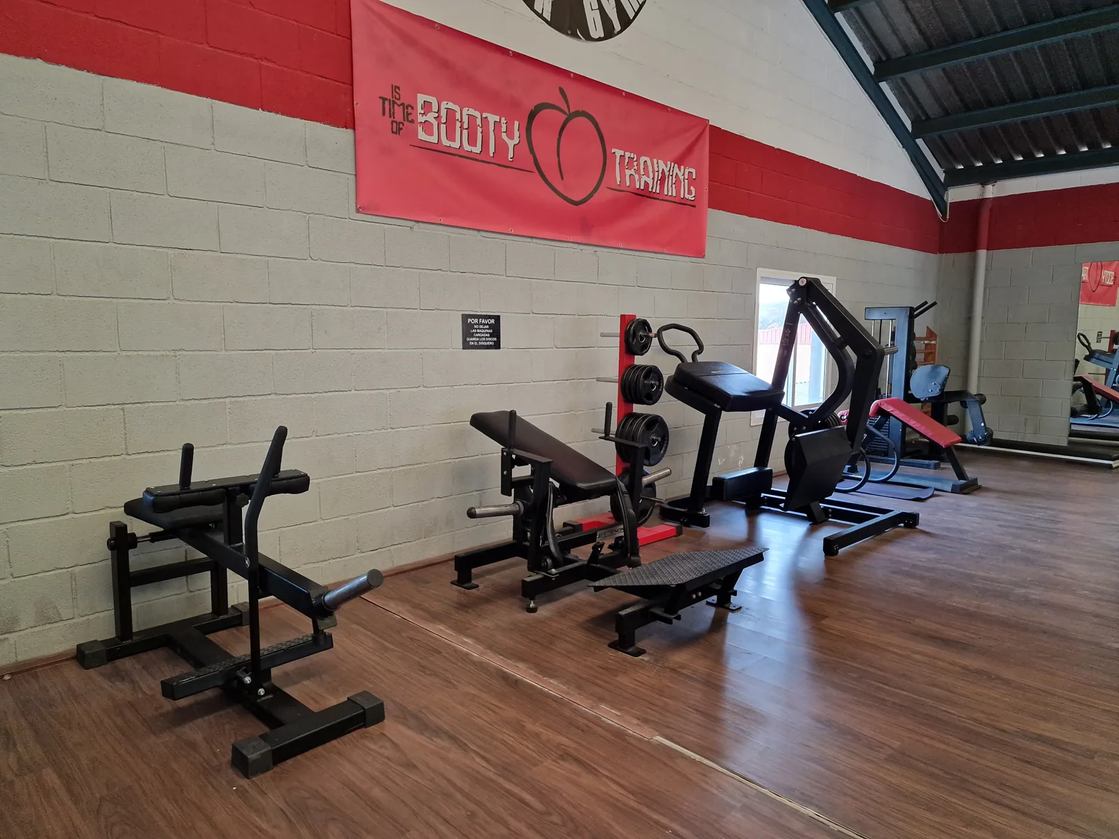 Zona de entrenamiento en la entreplanta de Olimpo